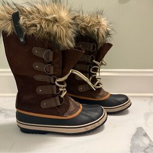 Sorel Joan of Arc boots Like New!